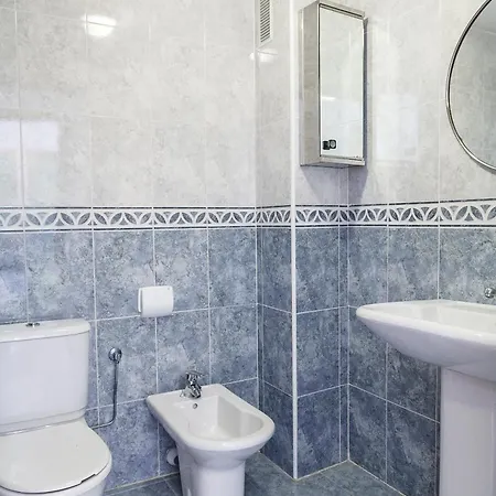 Uhc Larimar Family Complex サロウ