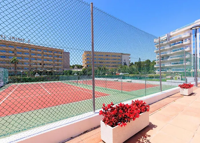 Uhc Larimar Family Complex * Salou