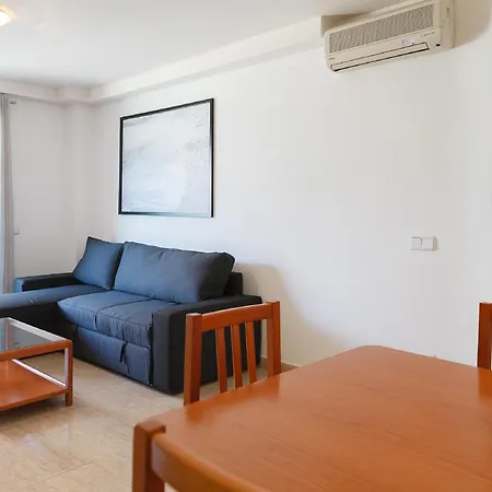 Uhc Larimar Family Complex סאלו