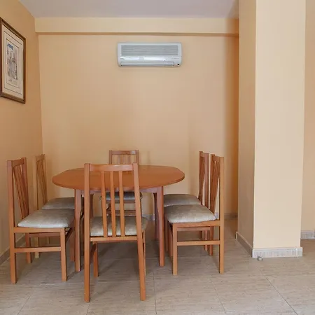 Apartamento Uhc Larimar Family Complex Salou